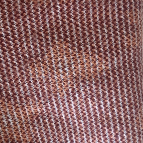 Flower scarf - Picture 2 of 3